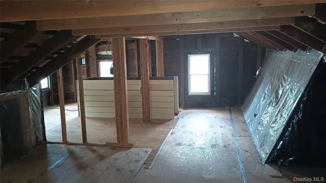 $1,650 | 70 Academy Avenue, Middletown, NY 10940