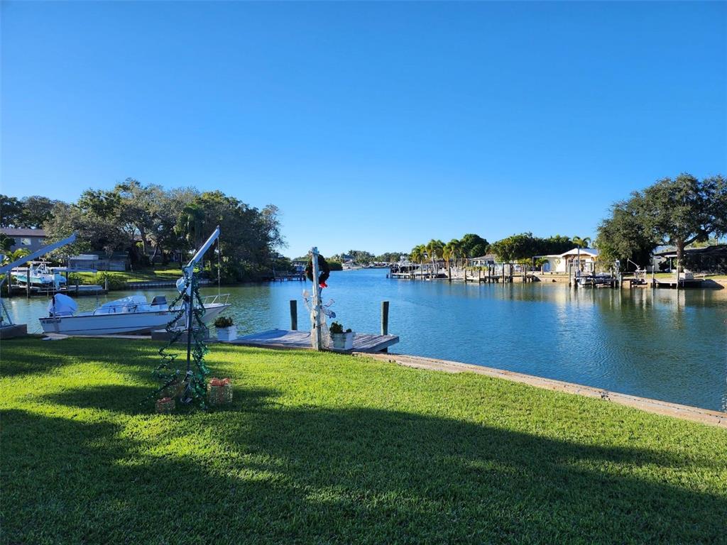 3995 South Circle Largo, FL 33774 - Photo 12 of 23