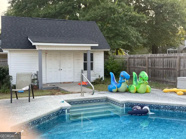 $319,000 | 100 Cheek Drive, Dublin, GA 31021