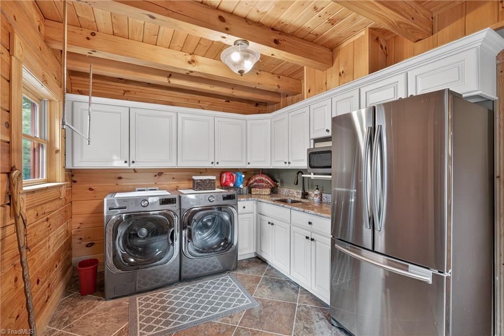 904 Bryan Hollow Road Boone, NC 28607 - Photo 22 of 50