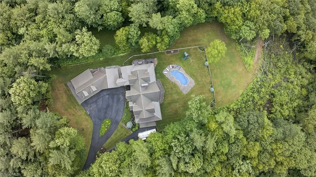 $2,245,000 | 904 Bryan Hollow Road, Boone, NC 28607