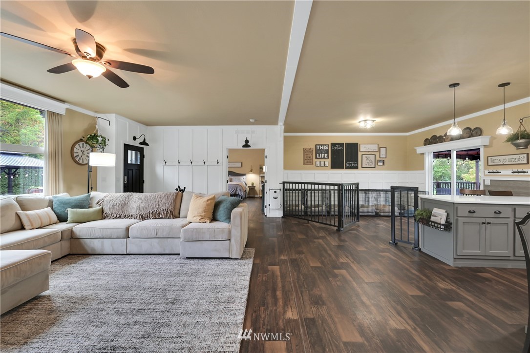 21427 Entsminger Road Arlington, WA 98223 - Photo 14 of 34