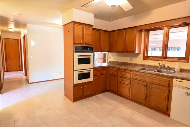 $268,000 | W8108 Dunning Road, Pardeeville, WI 53954