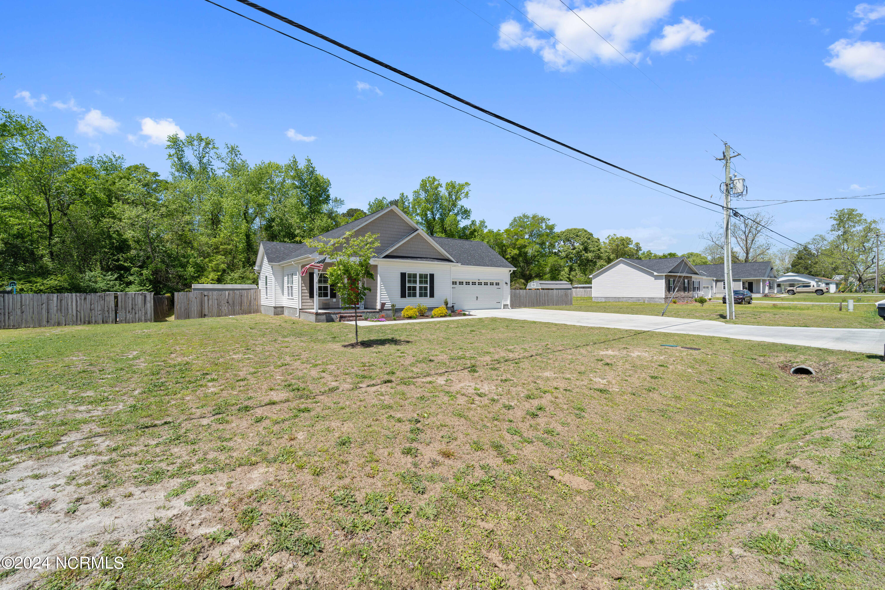 126 Fire Tower Road Richlands, NC 28574 - Photo 7 of 52 DSC09728