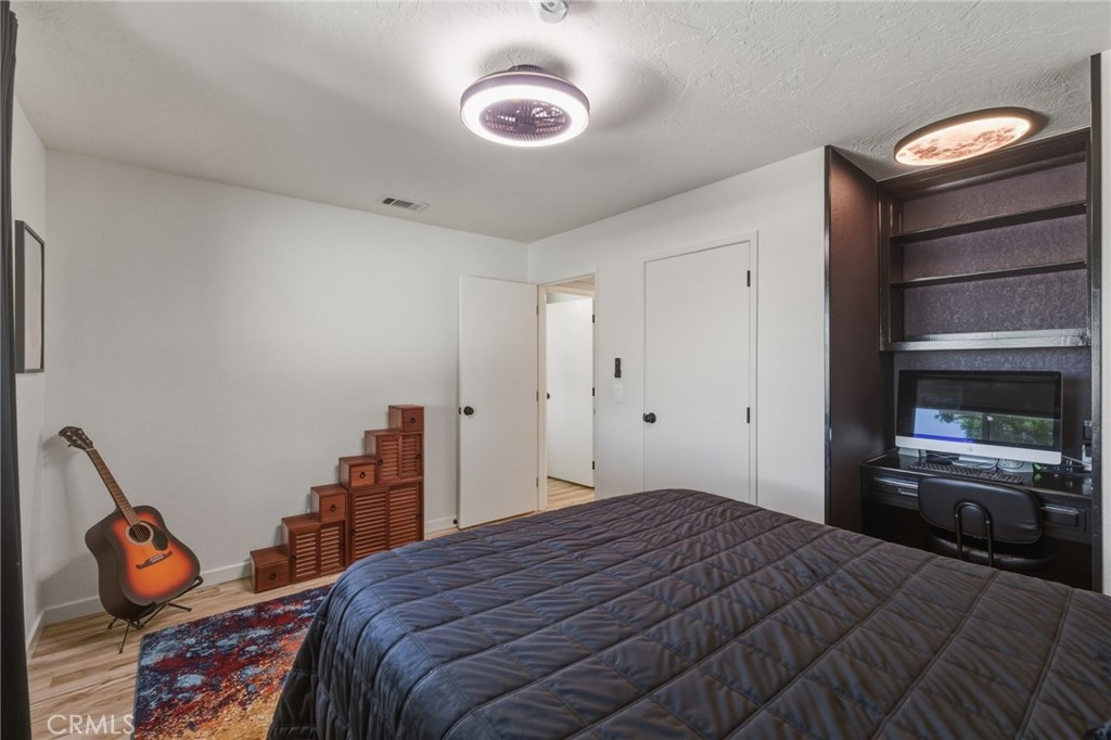 16230 St Timothy Road Apple Valley, CA 92307 - Photo 36 of 51 Bedroom 2 with built in desk