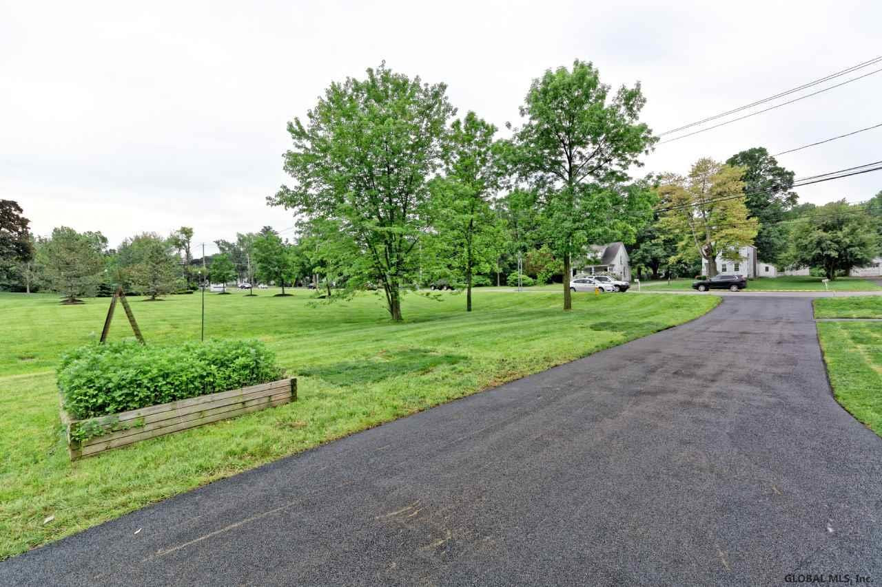 2841 Troy Schenectady Road Niskayuna, NY 12309 - Photo 23 of 25 Photo 23
