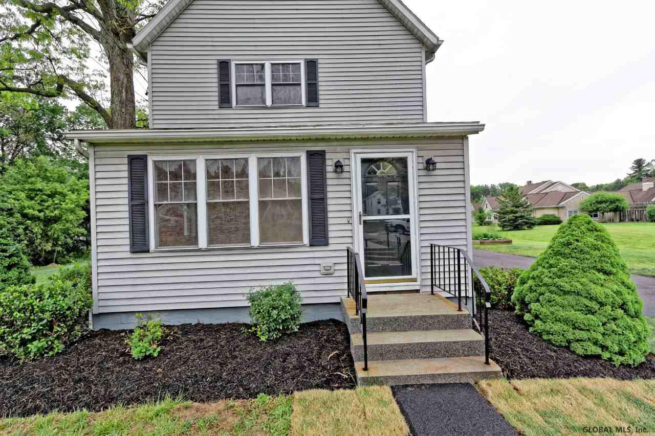 2841 Troy Schenectady Road Niskayuna, NY 12309 - Photo 8 of 25 Photo 8