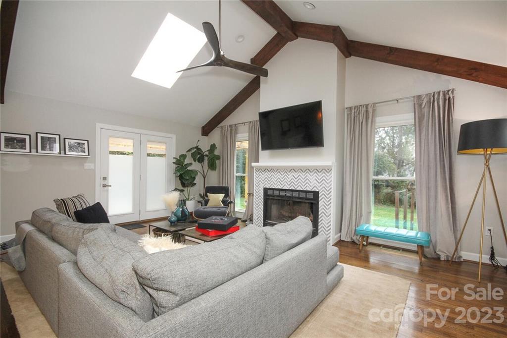 801 Fairbanks Road Charlotte, NC 28210 - Photo 12 of 39