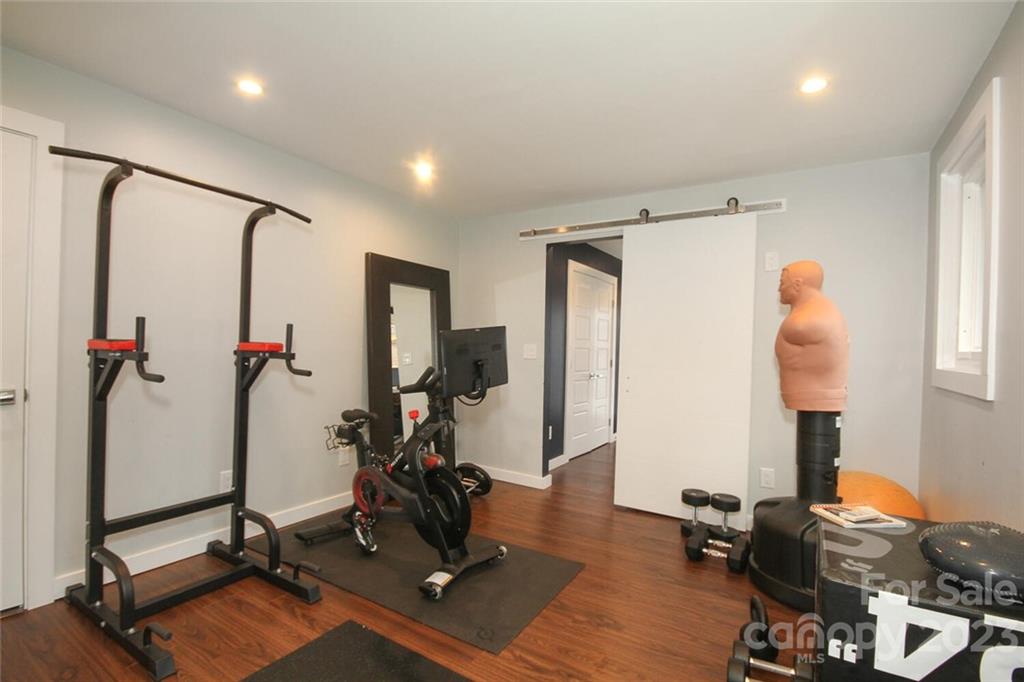 801 Fairbanks Road Charlotte, NC 28210 - Photo 29 of 39