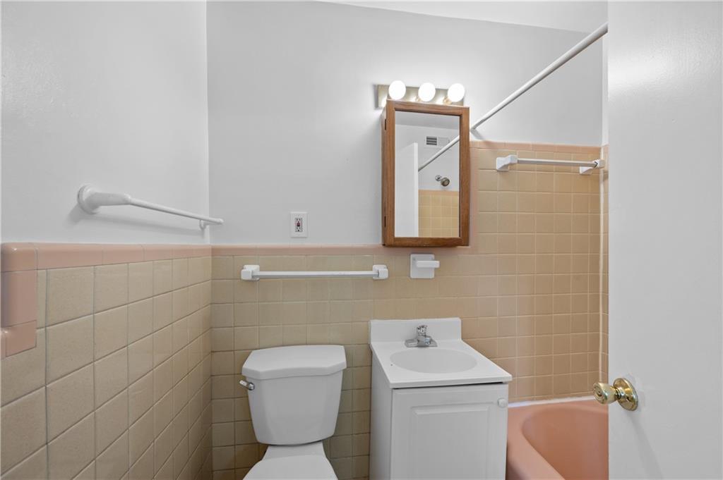 11 Peachtree Hills Avenue Northeast, Unit B5 Atlanta, GA 30305 - Photo 11 of 11