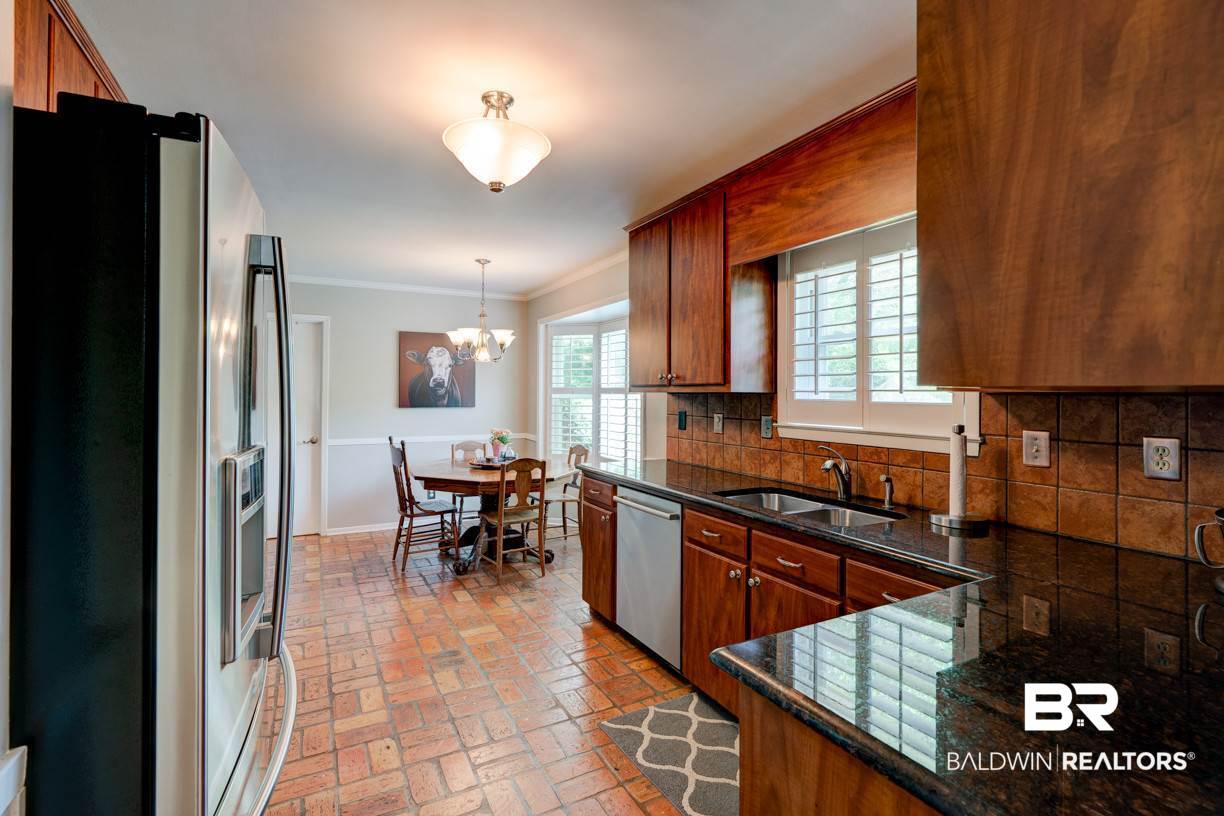 1637 Apex Drive Mobile, AL 36693 - Photo 9 of 25