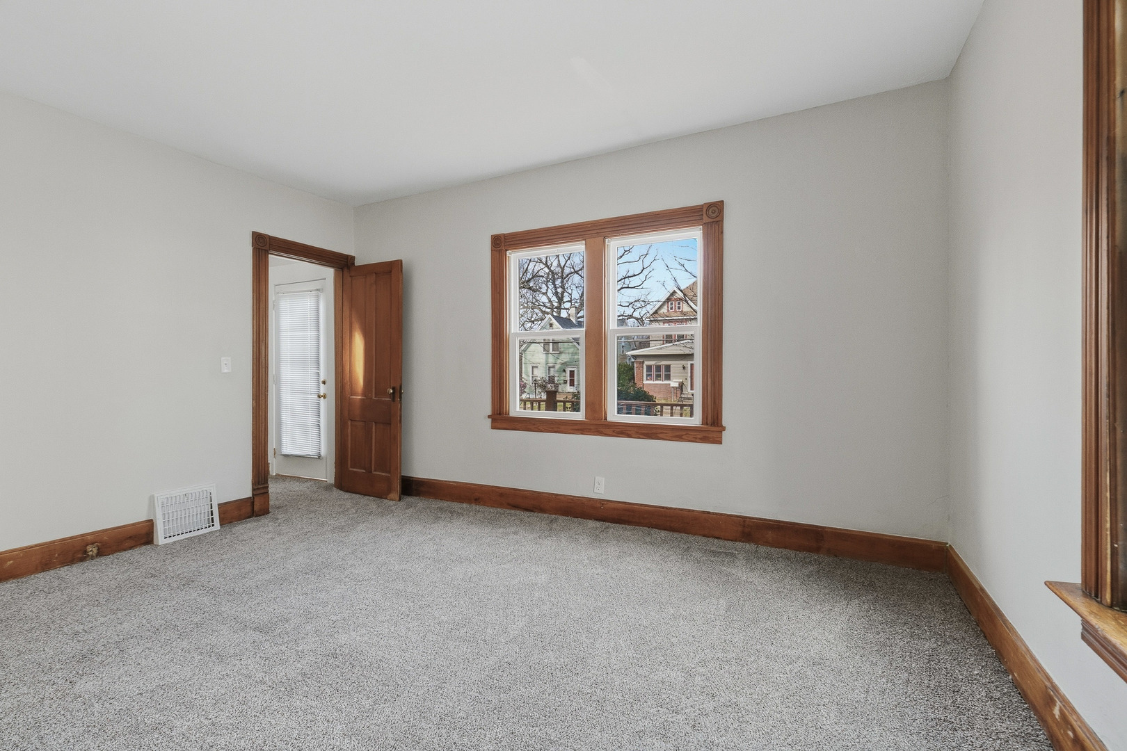 1210 3rd Street Moline, IL 61265 - Photo 11 of 42