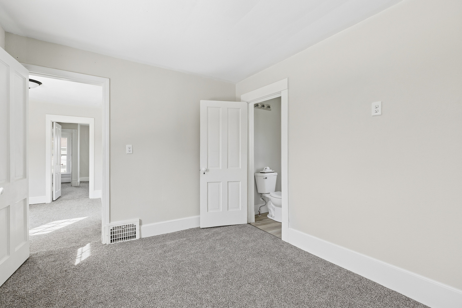 1210 3rd Street Moline, IL 61265 - Photo 37 of 42