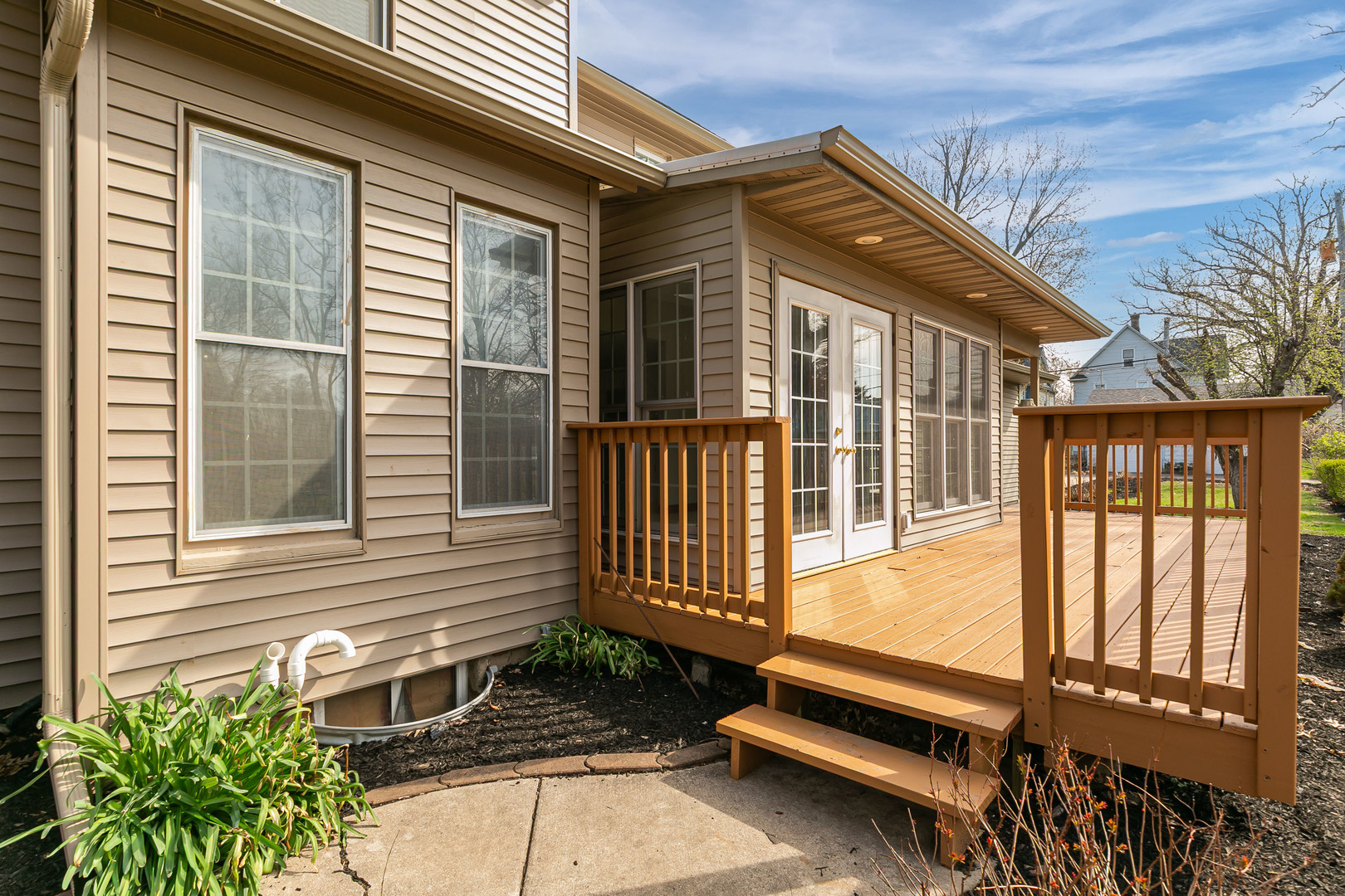 1210 3rd Street Moline, IL 61265 - Photo 4 of 42