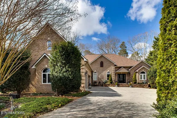 $780,000 | 115 Kawatuska Way, Loudon, TN 37774