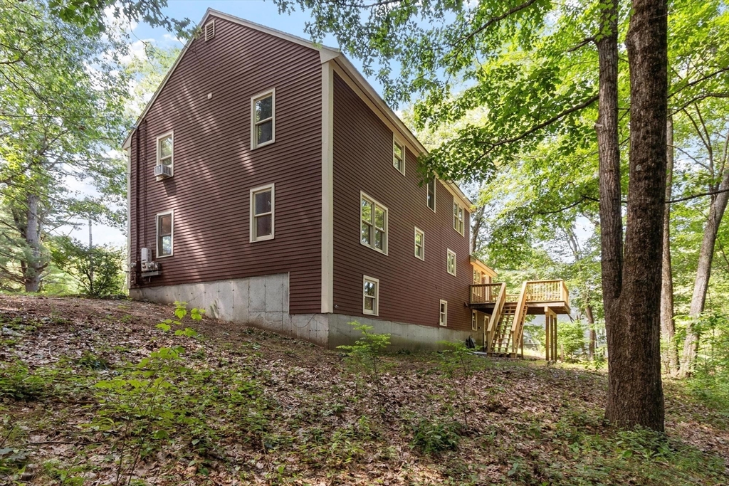 75 Elmwood Road Lunenburg, MA 01462 - Photo 4 of 38 Gallery Image 4