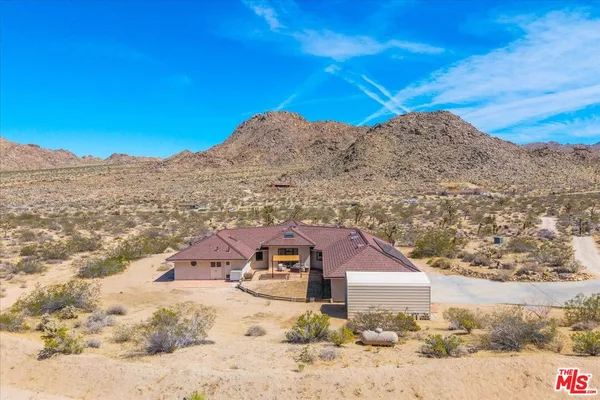 $1,100,000 | 62200 Skyline Drive, Joshua Tree, CA 92252