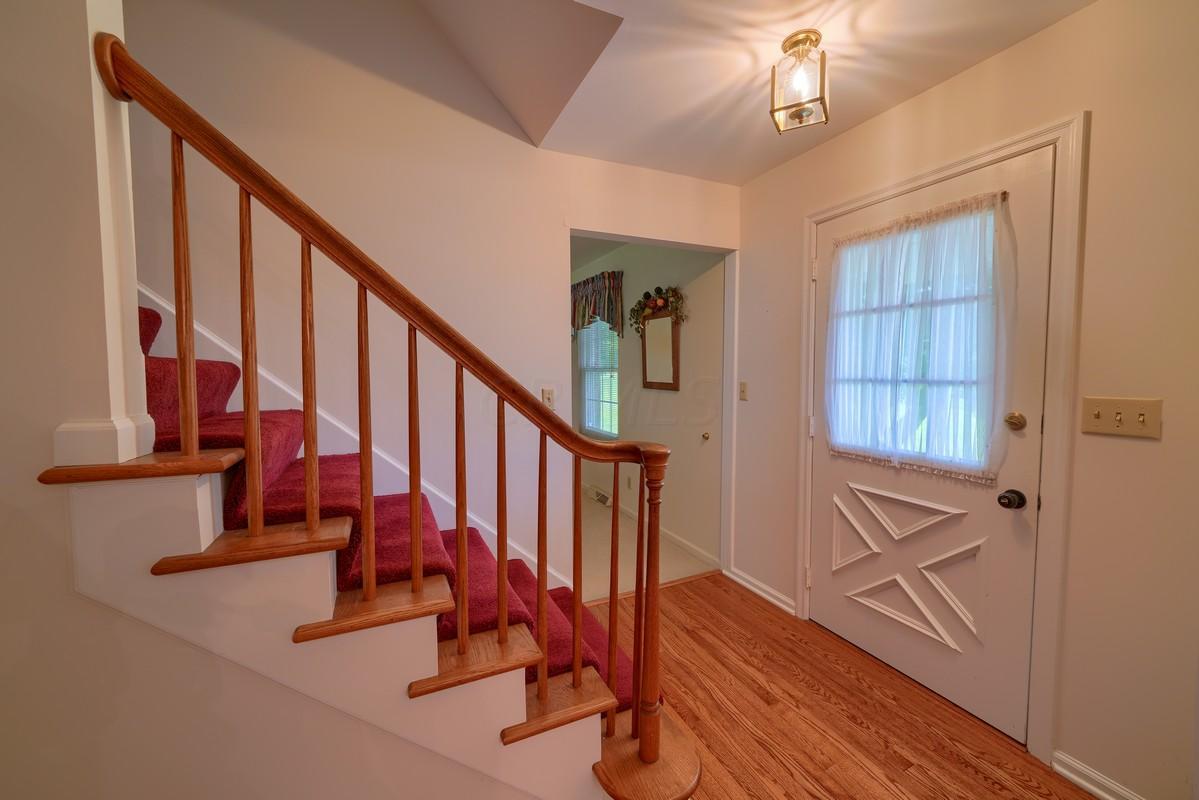 583 Cheshire Road Delaware, OH 43015 - Photo 8 of 25 Gallery Image 8