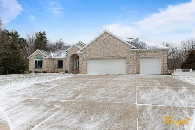 $699,000 | 5009 Red Maple Court Southwest, Wyoming, MI 49418