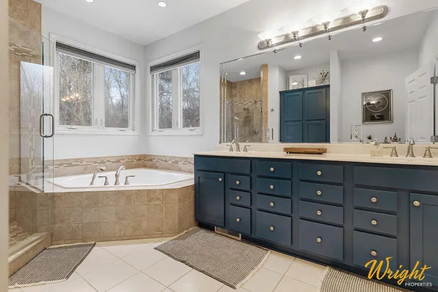 $699,000 | 5009 Red Maple Court Southwest, Wyoming, MI 49418