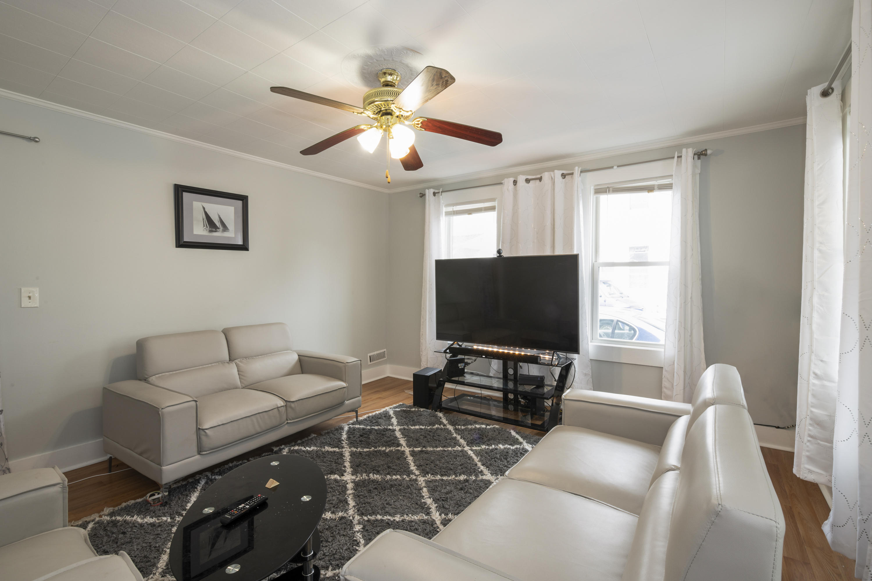 193 Alfred Street Biddeford, ME 04005 - Photo 4 of 24 006-photo-8525316