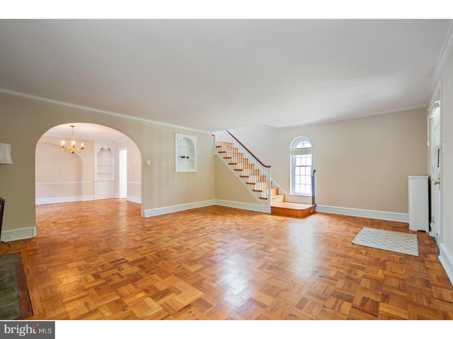 216 Rockglen Road Wynnewood, PA 19096 - Photo 5 of 22 Living Room