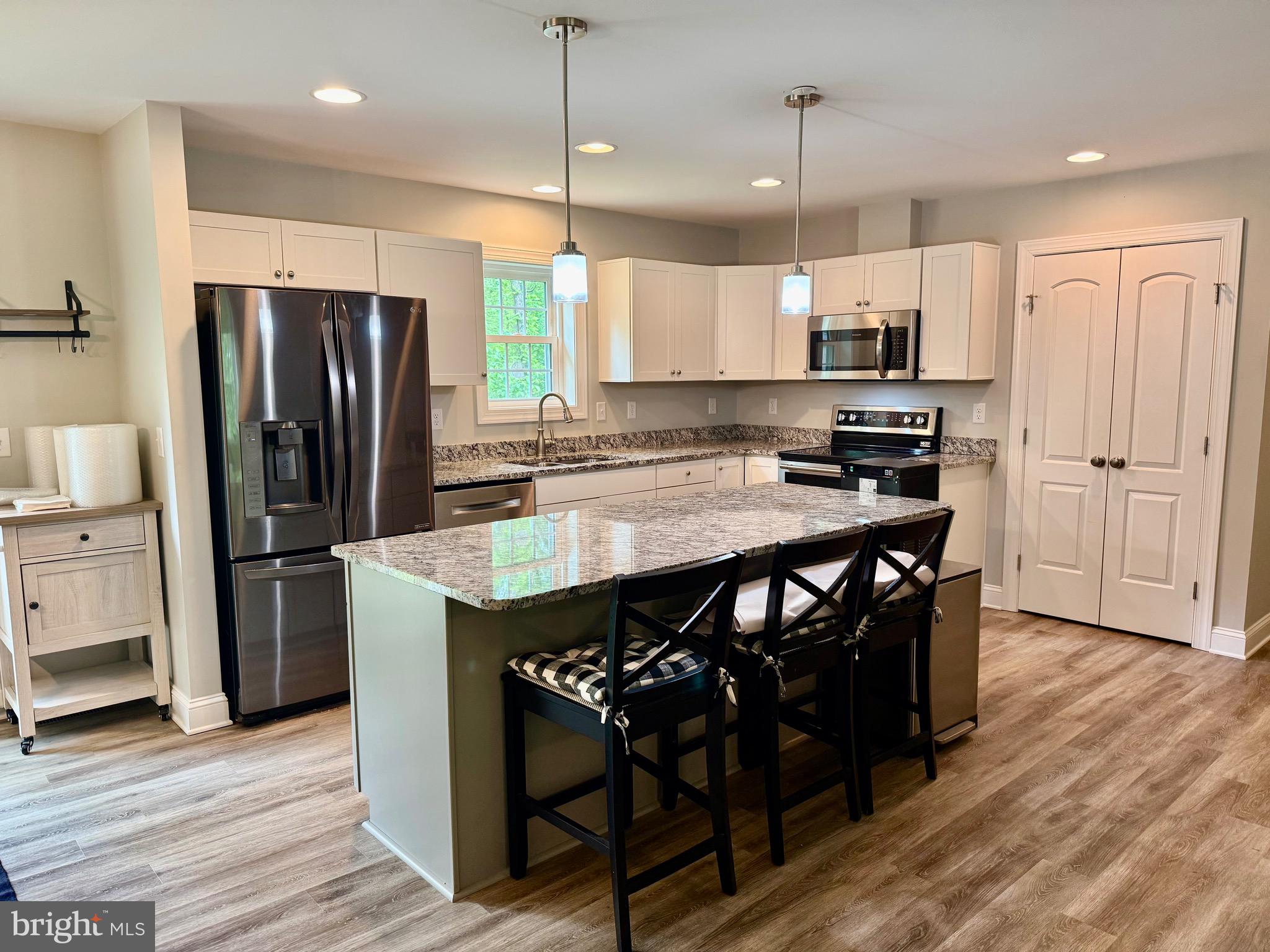 6980 Hopkins Neck Road Easton, MD 21601 - Photo 3 of 32 Upgraded appliances