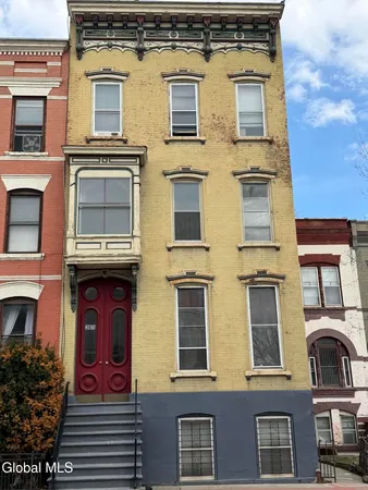 $1,650 | 365 Madison Avenue, Unit 2, Albany, NY 12210