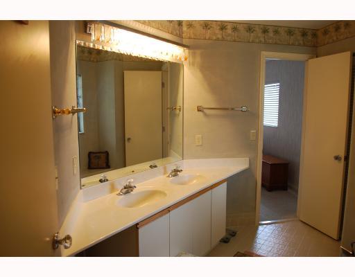 20917 Boca Ridge Drive West Boca Raton, FL 33428 - Photo 10 of 16 Additional Photo