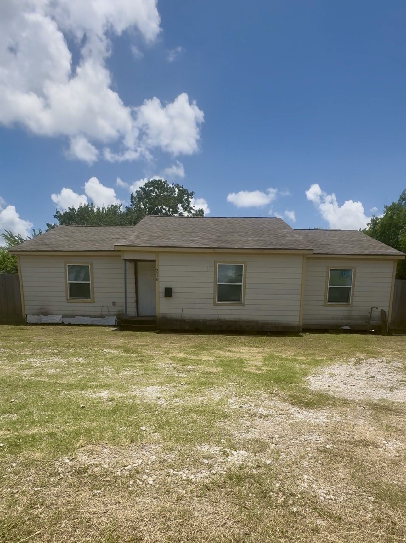210 Vista Road Pasadena, TX 77504 - Photo 1 of 12