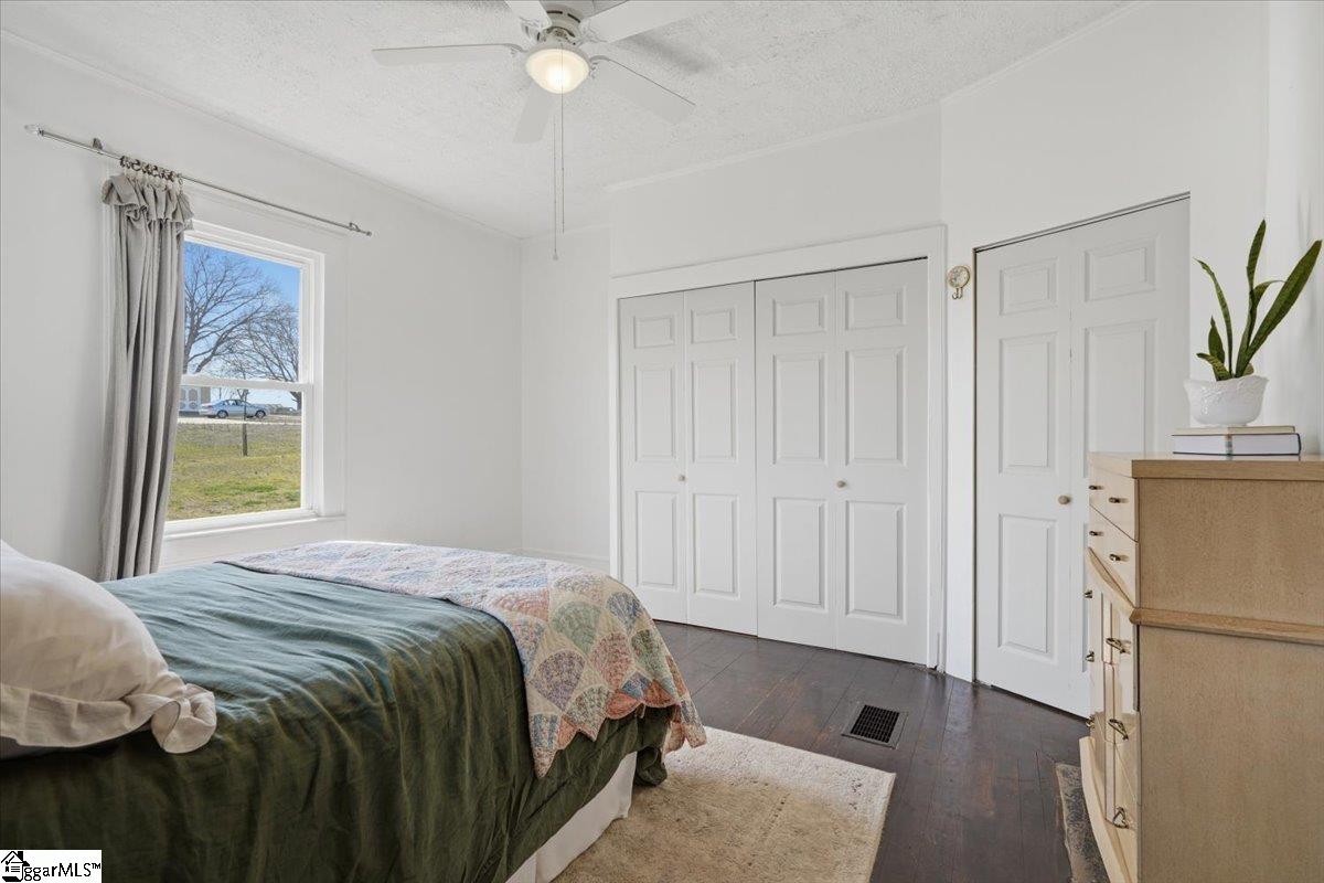 17 1st Street Inman, SC 29349 - Photo 5 of 31