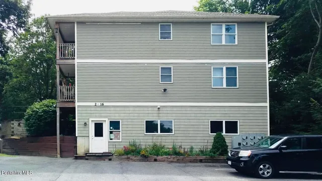 $1,399,000 | 14 Highland Avenue, Pittsfield, MA 01201