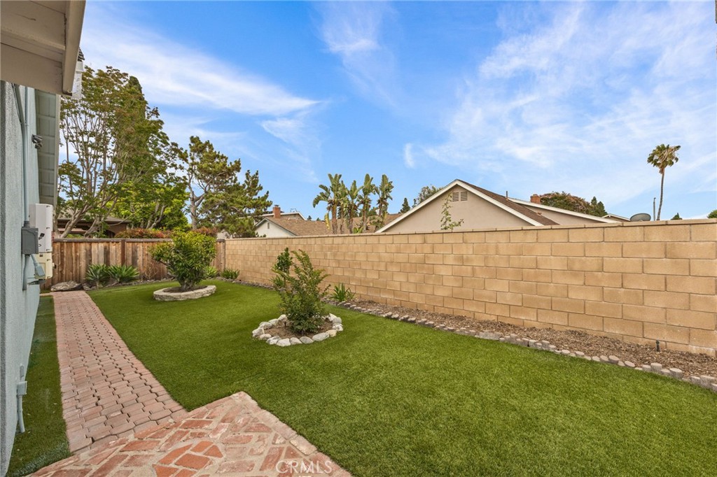 14892 Braeburn Road Tustin, CA 92780 - Photo 32 of 61
