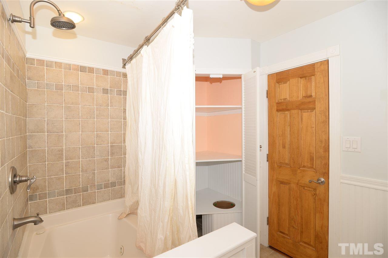 2025 Government Road Clayton, NC 27520 - Photo 14 of 23 Gallery Image 14
