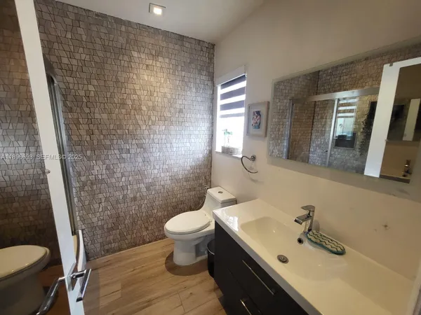 $425,000 | 13906 Southwest 173rd Terrace, Unit 13906, Miami, FL 33177