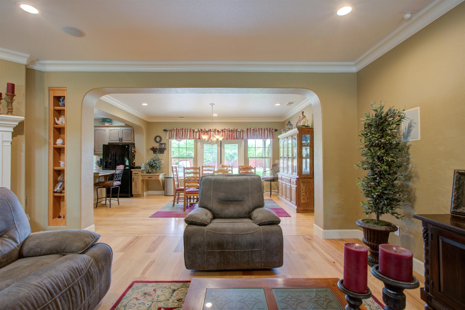 1054 Townhill Road Oakdale, CA 95361 - Photo 15 of 60 a living room with furniture and a large window