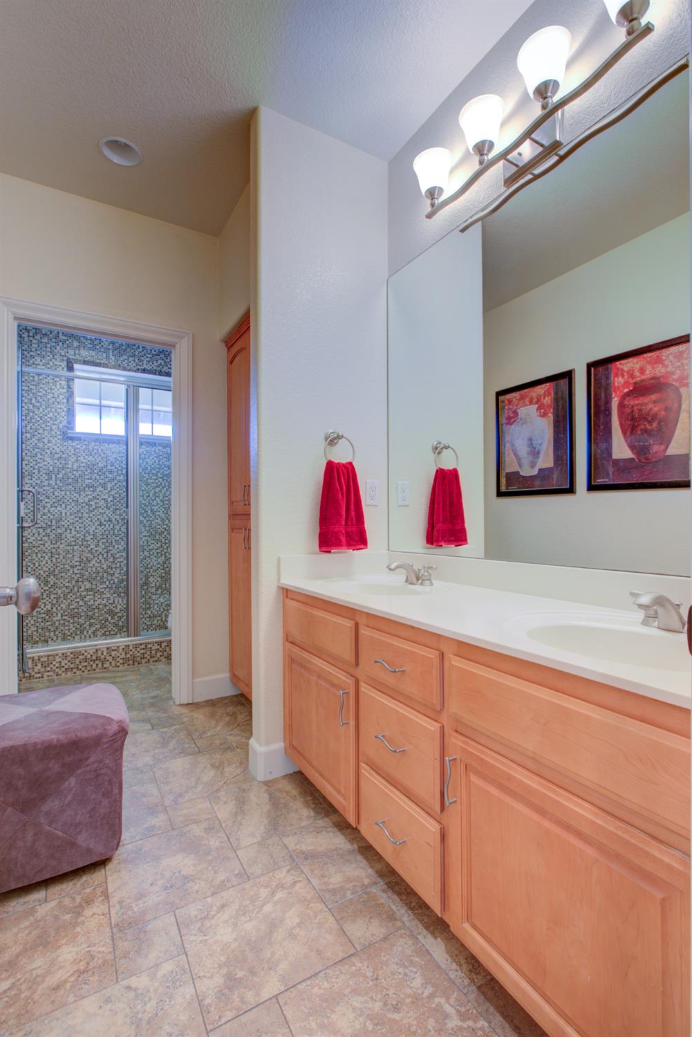 1054 Townhill Road Oakdale, CA 95361 - Photo 23 of 60