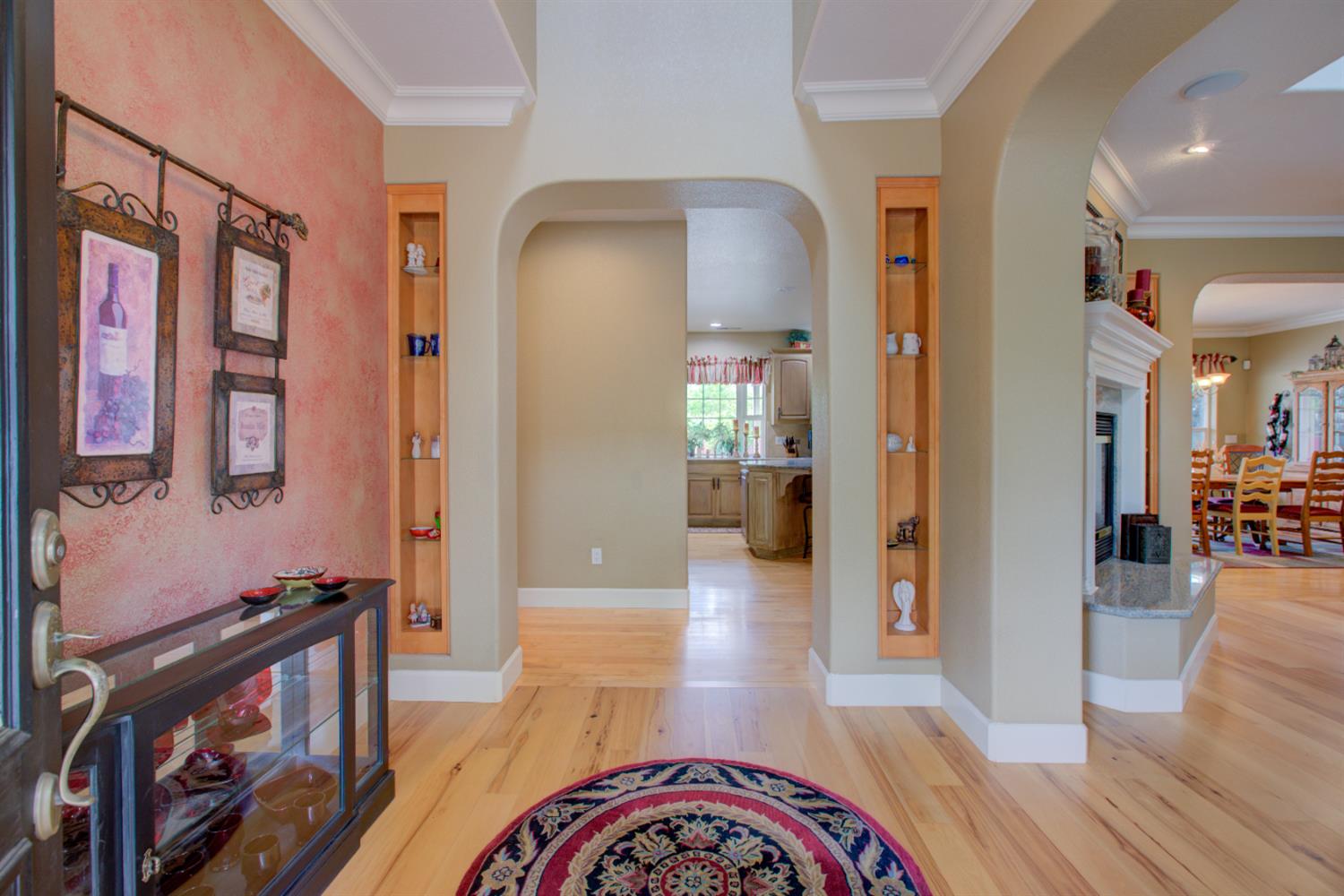 1054 Townhill Road Oakdale, CA 95361 - Photo 3 of 60