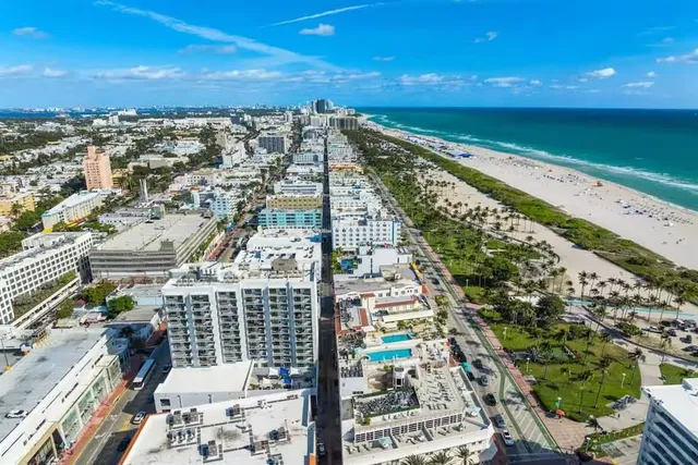 $1,400,000 | 530 Ocean Drive, Unit 103A/104, Miami Beach, FL 33139