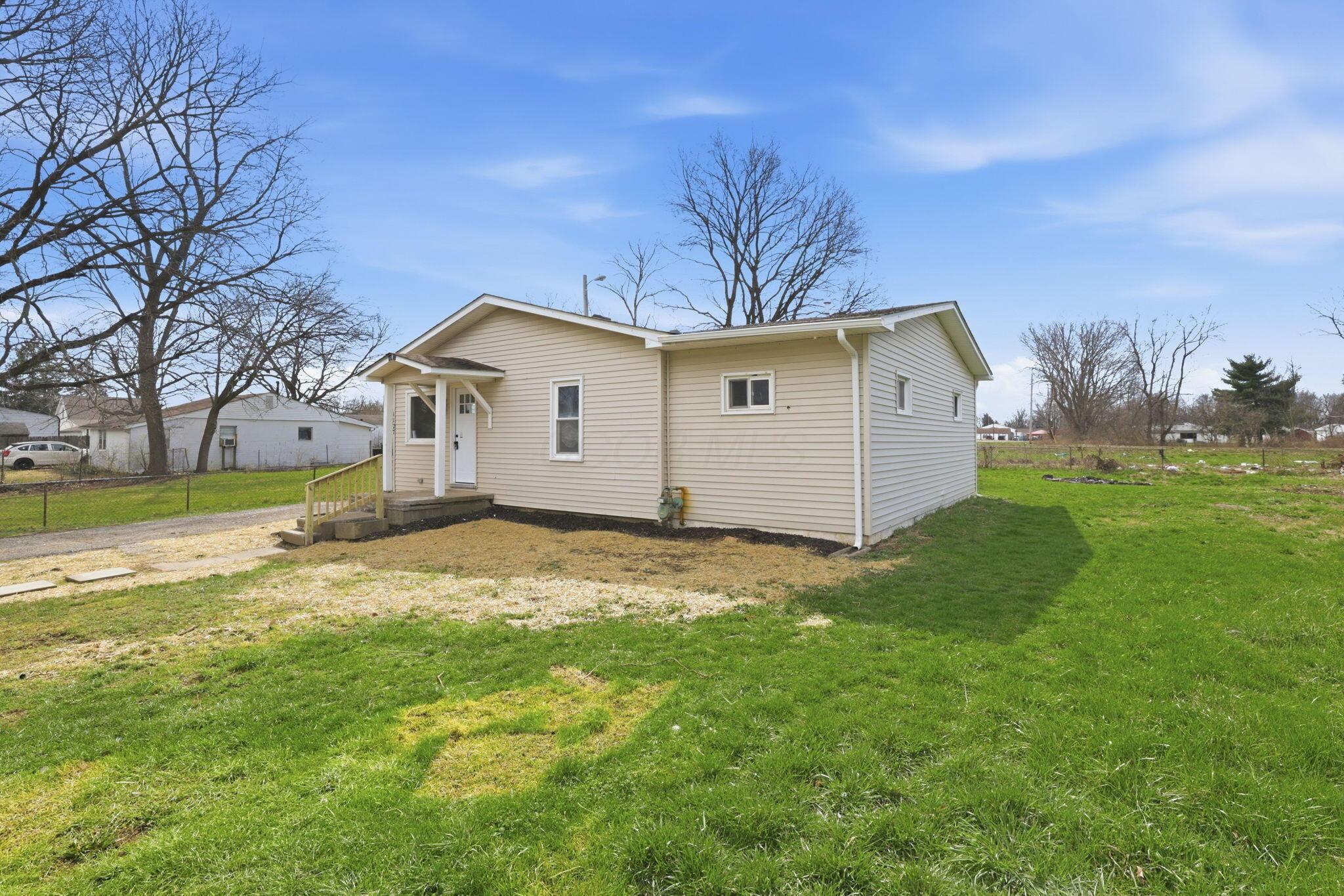 1127 Rumsey Road Columbus, OH 43207 - Photo 5 of 33
