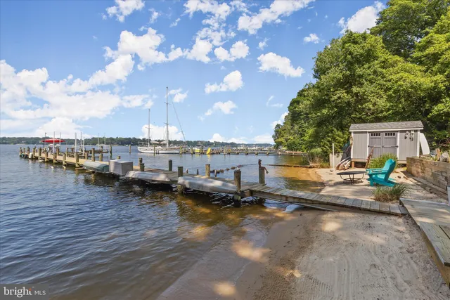 $2,000,000 | 330 South Riverside Drive, Crownsville, MD 21032