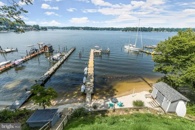 $2,000,000 | 330 South Riverside Drive, Crownsville, MD 21032