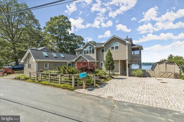 $2,000,000 | 330 South Riverside Drive, Crownsville, MD 21032