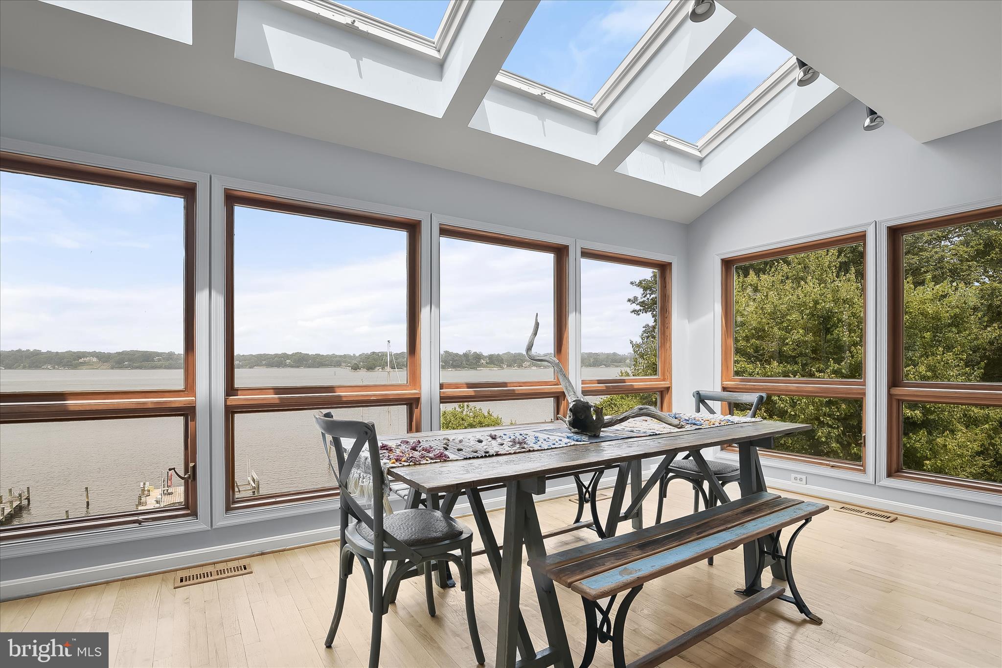 330 South Riverside Drive Crownsville, MD 21032 - Photo 18 of 137 Waterside Views & Skylights