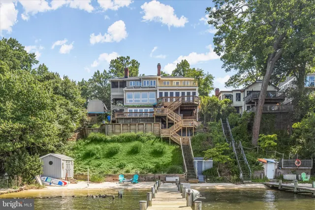 $2,000,000 | 330 South Riverside Drive, Crownsville, MD 21032