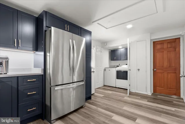 $2,000,000 | 330 South Riverside Drive, Crownsville, MD 21032