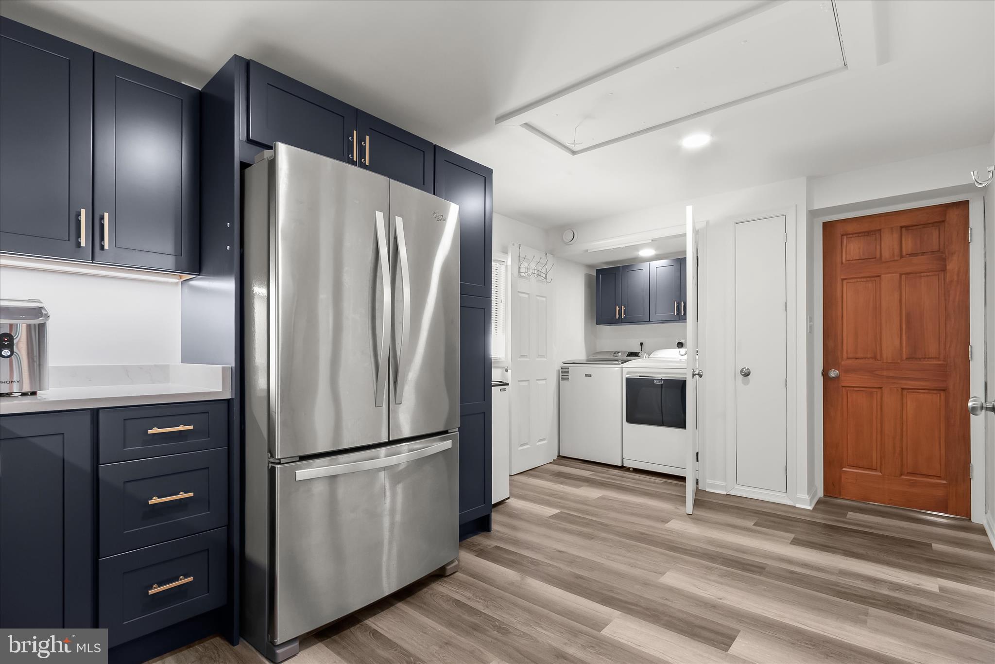 330 South Riverside Drive Crownsville, MD 21032 - Photo 42 of 137 Kitchenette and Laundry