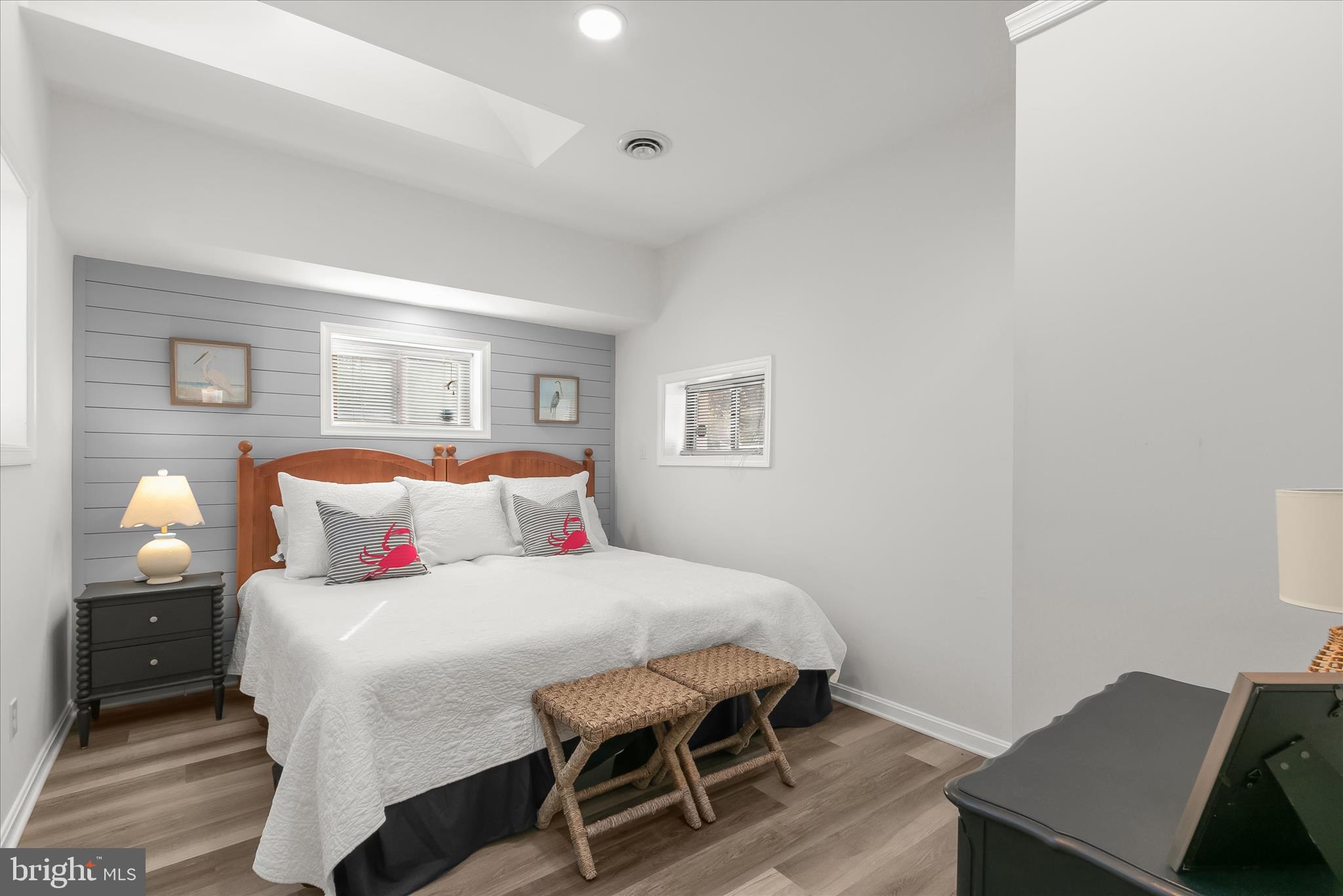 330 South Riverside Drive Crownsville, MD 21032 - Photo 46 of 137 Guest Suite Bedroom w/Skylights & Shiplap