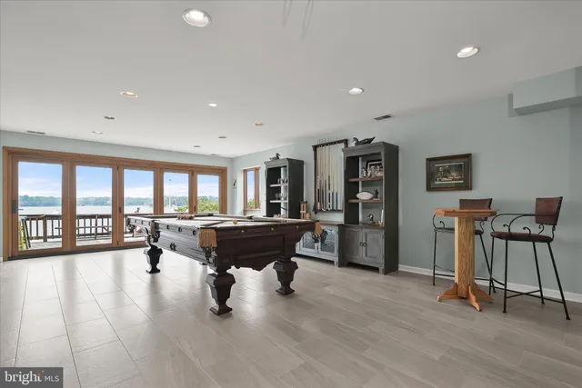 $2,000,000 | 330 South Riverside Drive, Crownsville, MD 21032