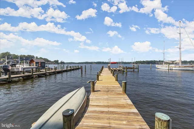 $2,000,000 | 330 South Riverside Drive, Crownsville, MD 21032